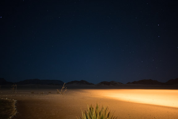 Namibia-sossusvlei-hotel-le-mirage-night-light-relfection
